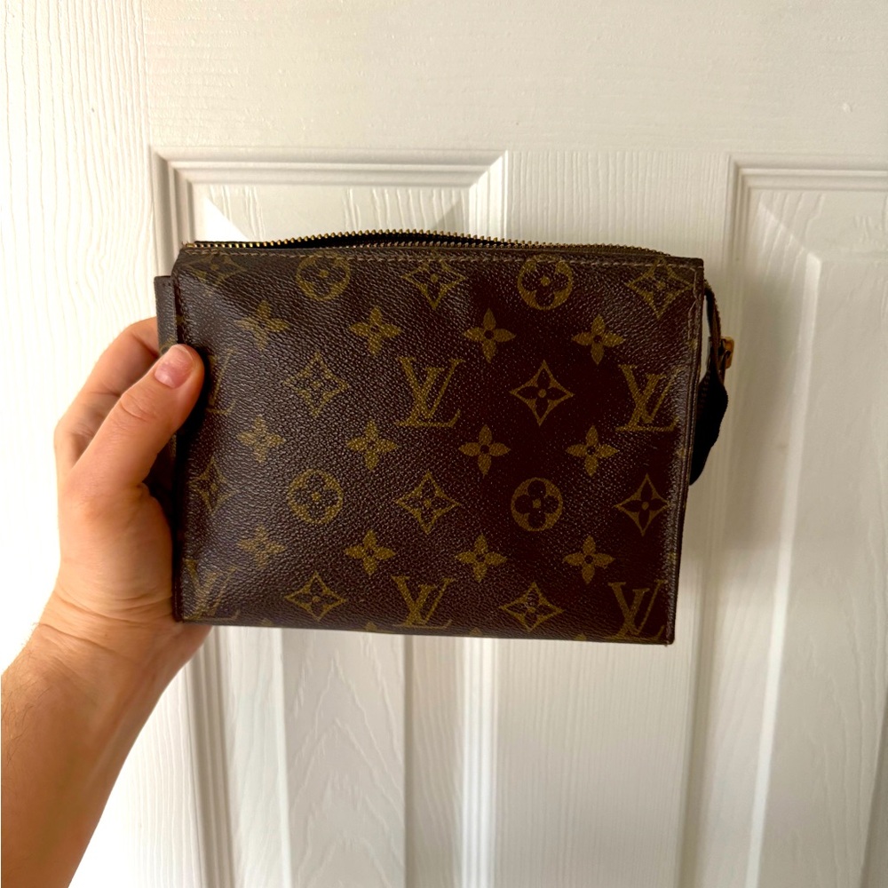 Louis Vuitton Toilet tree pouch